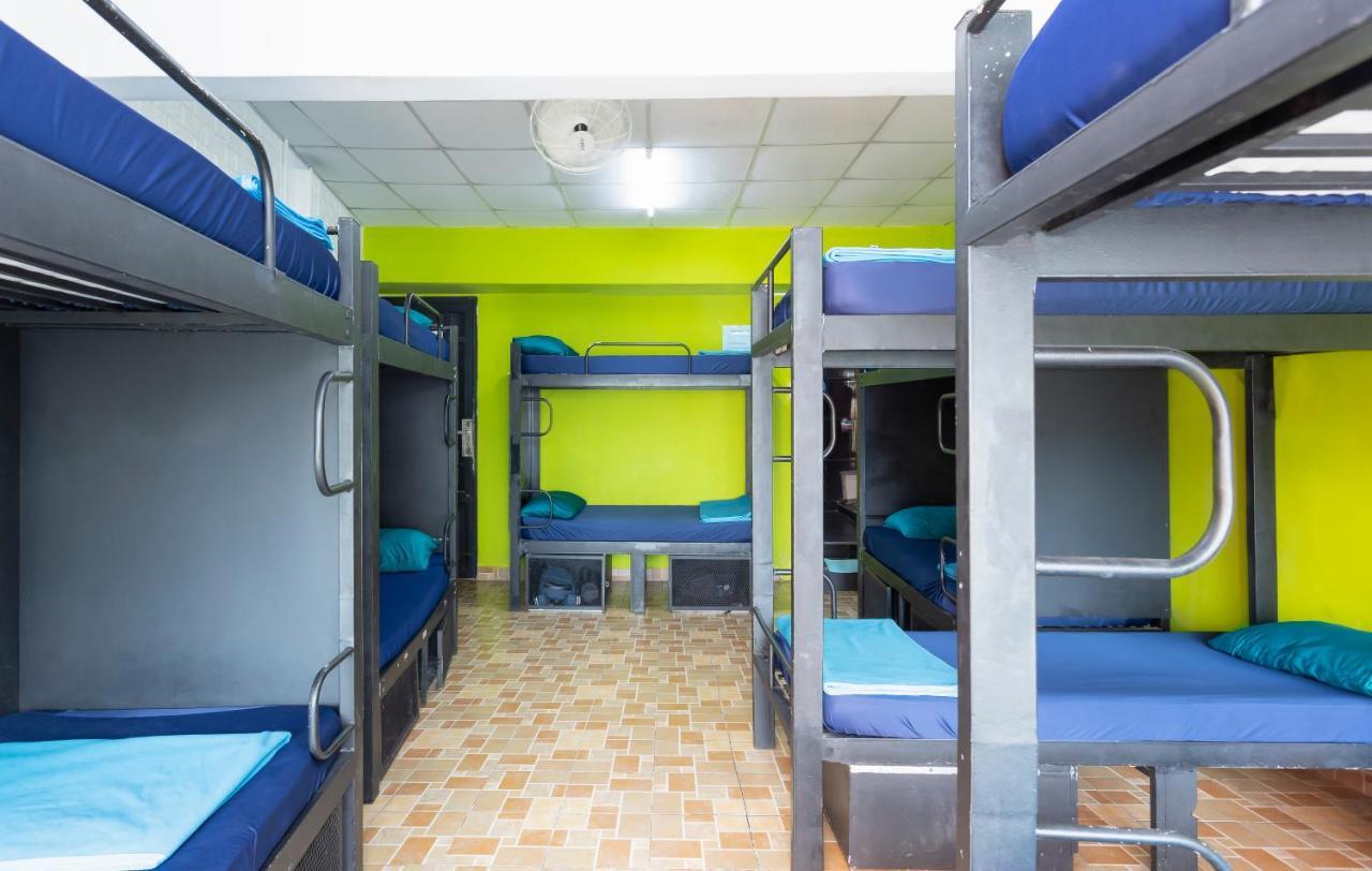 Hangout Hostel Hcm (Adults Only) Ho Chi Minh Zewnętrze zdjęcie